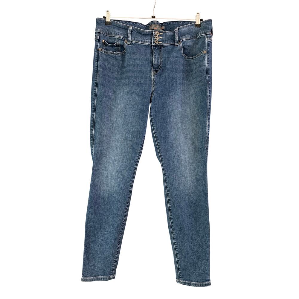 Torrid Women's Plus Size Super Soft Denim Jeggings Jeans Size 18R 18 Regular